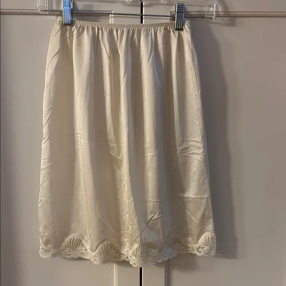 Vintage nylon pale peach pajama set, black slip and cream slip size S - Picture 5 of 13